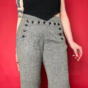 Grey capris with corset and button accents 🤍🖤​​​​​​​​​​​​​